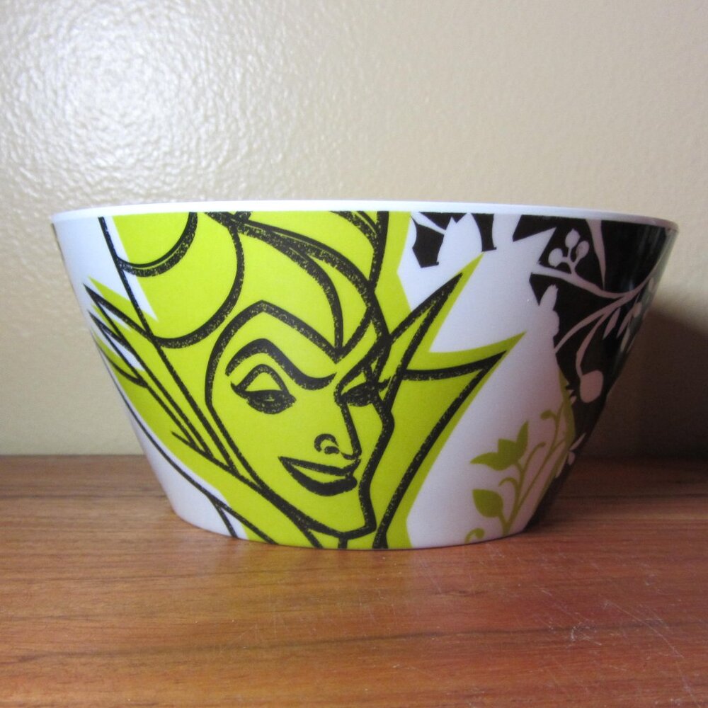 3 for $40 - Zak Designs Disney Maleficent Sketch Style Cereal Soup Bowl (W4132)